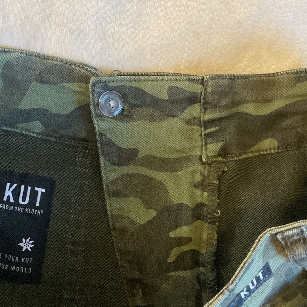 Kut from the Kloth Green Camo Pants - Picture 4 of 8